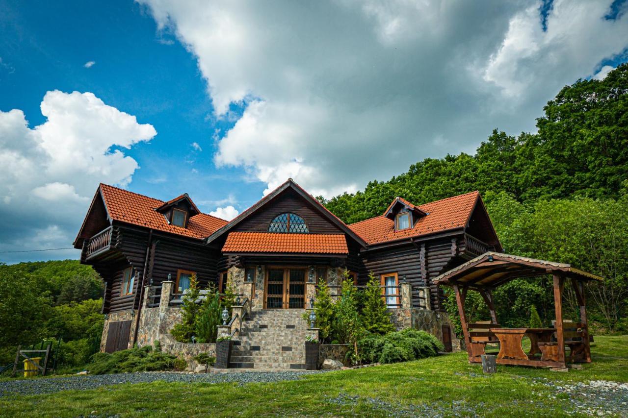 Rustic Cottage Sibiu Exterior photo